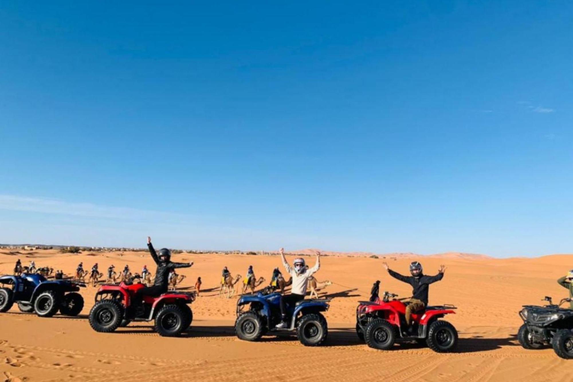 Holiday Desert Camp Мерцуга Екстериор снимка